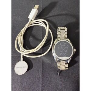 Michael Kors Bradshaw 4188 Smartwatch Silver Pave Crystal Excellent MKT5000